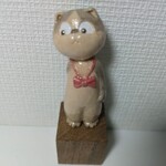 猫さん「ぽりぽり」（木粉粘土）