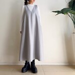 VカットAラインジャンパースカート　* Cotton Linen素材Light grey ヘリンボーン柄 *