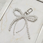 パール　りぼん　キーホルダー  ビーズ  チャーム　ストラップ　スマホ　バレエコア　韓国　y2k