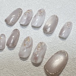 合わせやすいカラー　オールシーズン　くすみ系　ニュアンスネイル　マグネットネイル　オフィスネイルやお出かけにも　成人式の振袖　卒業式の袴　入学式　色々なシーンで使える　ネイルチップ