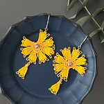 はらり、花うらない~コスモス~《キバナコスモス》※ピアス/イヤリングの金具選べます※