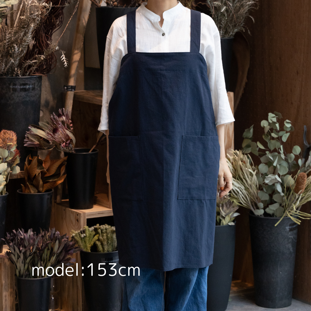 おしゃれエプロン日本製。5900円一4900円一4580円。(ブランド)。