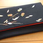 刺繍のあるお懐紙入れ（壱）