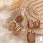 𝐫𝐨𝐮𝐢𝐥𝐥𝐞ﾈｲﾙﾁｯﾌﾟ ニュアンスネイル　ブラウンネイル　ベージュネイル　ホワイト　ゴールド　奥行きネイル　秋ネイル　大人ネイル　ブライダル　マグネットネイル　秋マグ