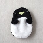 【再販】もふもふ動物ぬいぐるみポーチ（黒ぺんぎん）