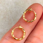 1ペア サージカルステンレス フープイヤリングバネ式 まるでピアス ピアス見え フェイクピアス 挟むだけ ツイスト ねじり 小さい 金属アレルギー対応 両耳 ユニセックス ピアリング ゴールド