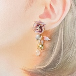 《売り切り最終SALE!》薔薇と蝶の2wayピアス ディップアートアクセサリー 薔薇 蝶 2way