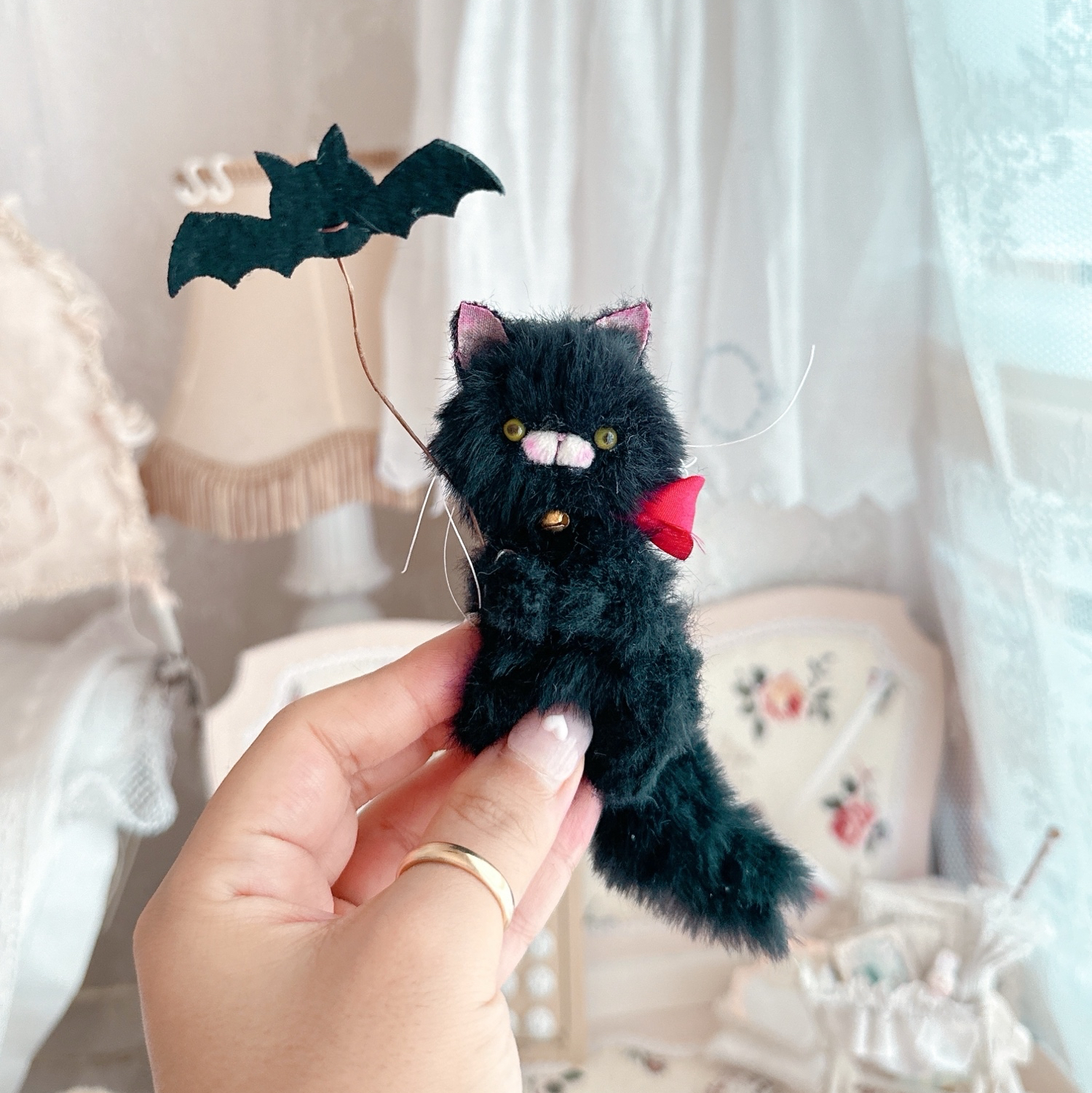 コウモリ猫ちゃん ぬいぐるみ アーティストベア 海外作家様 ハンドメイド ねこ コウモリ猫ちゃん ぬいぐるみ アーティストベア 海外作家様