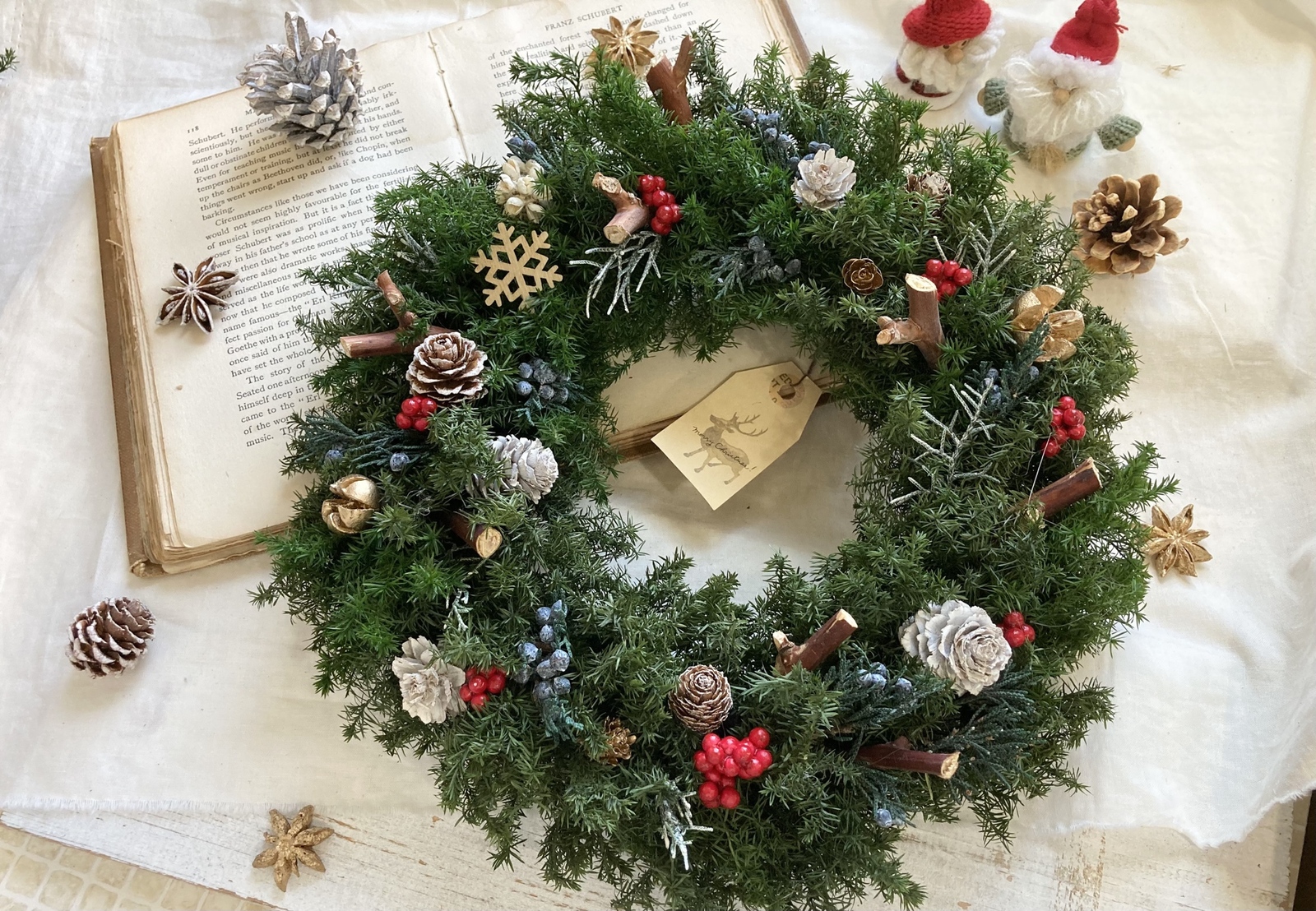 ＊萌＊*プロフ必読*＊ページ　✴︎クリスマスリースandしめ縄飾り✴︎ しめ縄・クリスマスリースレッスン開催しました！ | 通信講座と