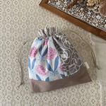 巾着ポーチ　紐通し口独立タイプ　