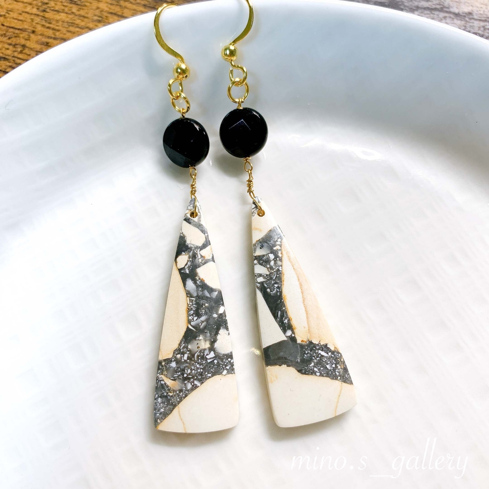 希少・天然】マリガノジャスパーのトライアングル - Mino's gallery