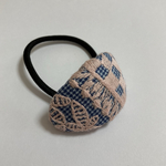 ミナペルホネン　ヘアゴム　handmade forest tile ブルー