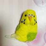 羊毛フェルト　可愛いセキセイインコブローチ　鳥　ハルクイン黄緑　ゆこりん工房