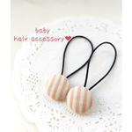 【2個セット】小さなくるみボタンのヘアゴム（シマシマ桃色）
