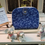 ☆送料込み☆二つ折り財布