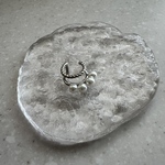 237. パールとsilverの2連カフ