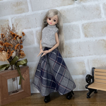 NO,479 リカちゃん服　オシャレ　ネイビー、グレーのチェック　ふんわりフレアスカート　杢グレー　リブハイネック　秋のお出かけコーデ　リアルクローズ