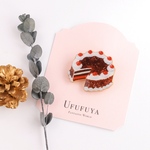 ドイツのケーキのブローチ 黒い森 チェリー