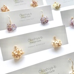 No.305 お花　フラワー　絵の具　レジン　アート　アーティスティック　ビーズ　粒々　アクセサリー　キラキラ　可愛い　唯一無二　ミニ　小さめ　結婚式　イベント　お呼ばれ　ハンドメイド　芸術の秋　秋