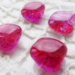チェコガラスビーズ　大ぷにょ赤ピンク2個
