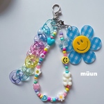 🌼🩵smile カラフルストラップ　スマイルビーズ　ストラップ　ビーズアクセサリー　iPhoneケース アクセサリー　プラビーズ　プラチェーン  プラパーツ　