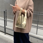 「近場のお出掛けでも手を抜いてない感出したい♡」　小さな革のレジブクロ(M) ゴールド　レザーバッグ