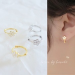 新作　シンプル　18K　高品質　上品　繊細　大人女子　小さな　お花　フラワー　シルバー925　フープ　ピアス