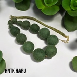 ・HNTK・・・フェルトボール　ダークグリーン ネックレス　N0342