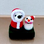 羊毛フェルト【犬】12月 マルチーズサンタと雪だるまのクリスマス