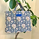 新柄（ワイド幅）　Tildaを使ったおしゃれウロバッグカバー【Edenブルー】