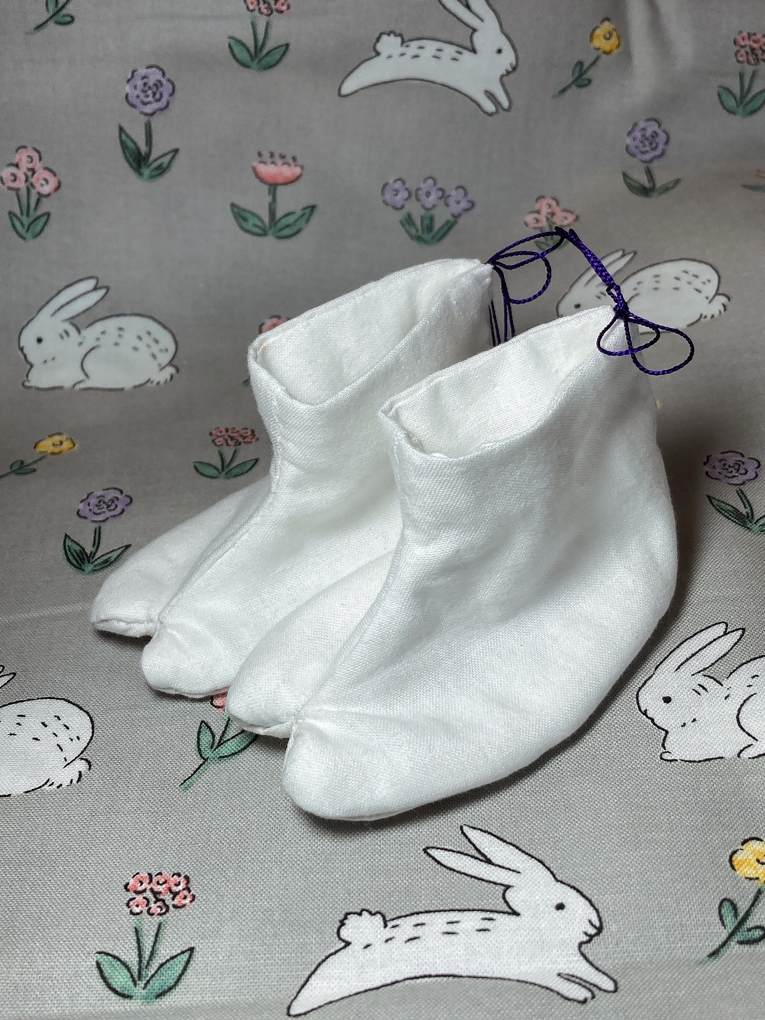 【 栄玉 】作 15号 本ねり 市松人形 カノコ刺繍足袋付 47cm 【 栄玉 】作 15号 本ねり 市松人形 カノコ刺繍足袋付 47cm