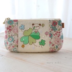 クローバーパンダ　イラスト刺繍ポーチ