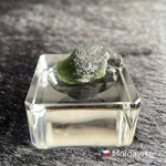 モルダバイト原石〔天然保証鑑別書付属］#4838S