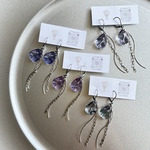 🖤スモーキーカラークリアアクリルストーンの揺れるピアス