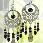 ✨アジアン・エスニック（黒）☆シャンデリアピアス（ステンレスフック）