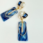 秋冬　大ぶりブルーマーブル模様揺れるピアス/イヤリング