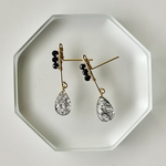 ブラックルチルクォーツ×ブラックスピネルのスティックピアス　14kgf