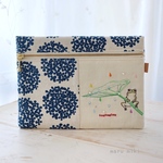🍀セール🍀カエル刺繍　通帳ケース 母子手帳　