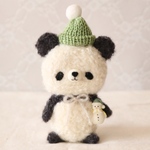 ニット帽を被ったパンダさん🐼⛄️
