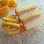 ハムサンド＆ポテトブローチ