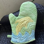 ハワイアンキルト　鍋つかみ　イルカ　パッチワーク　キッチン小物