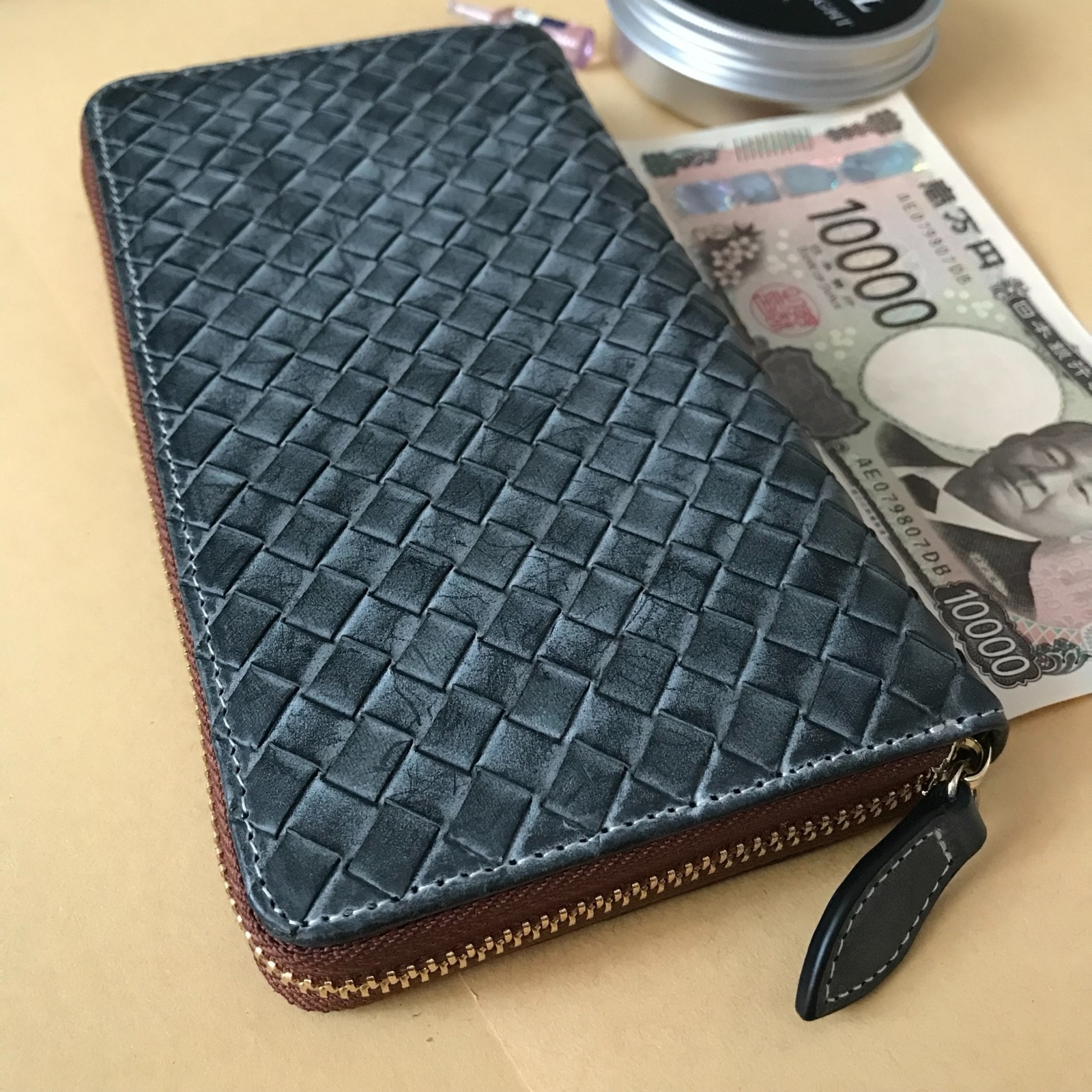 黒　ブラック　ハンドメイド 新品 ブライドレザー ヌメ革/本革 編み込み　メンズ財布　長財布　 ラウンドファスナー