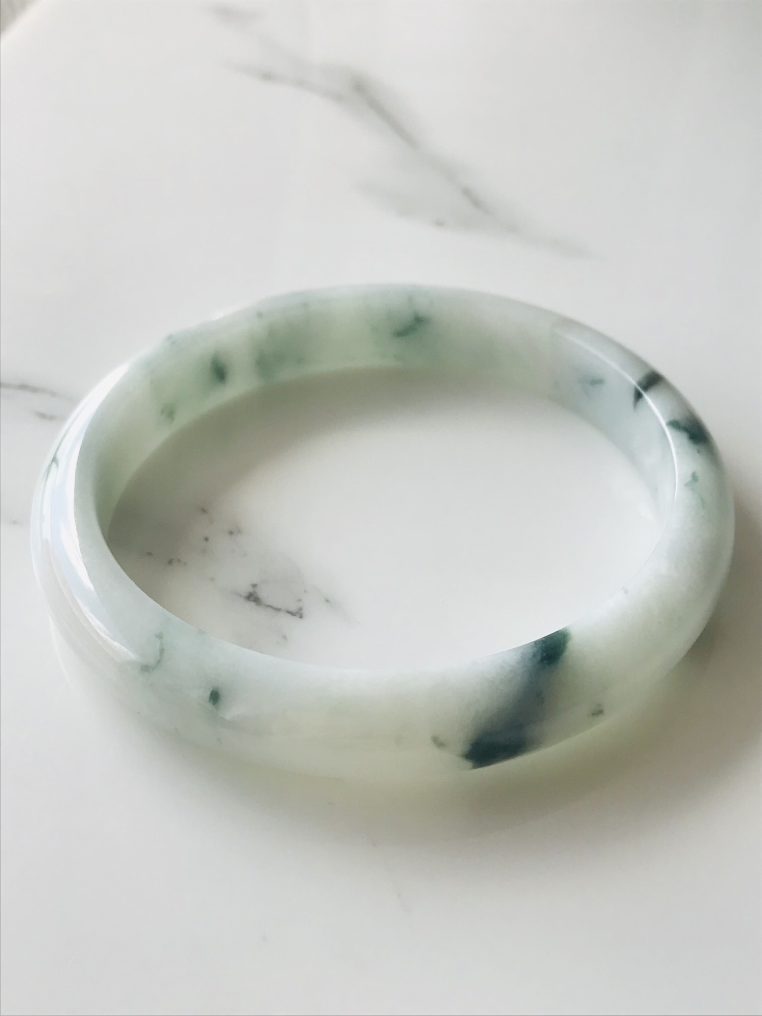 B310-015] ジェイド JADE ヒスイ 本翡翠 バングル 天然石 一点物 希少 