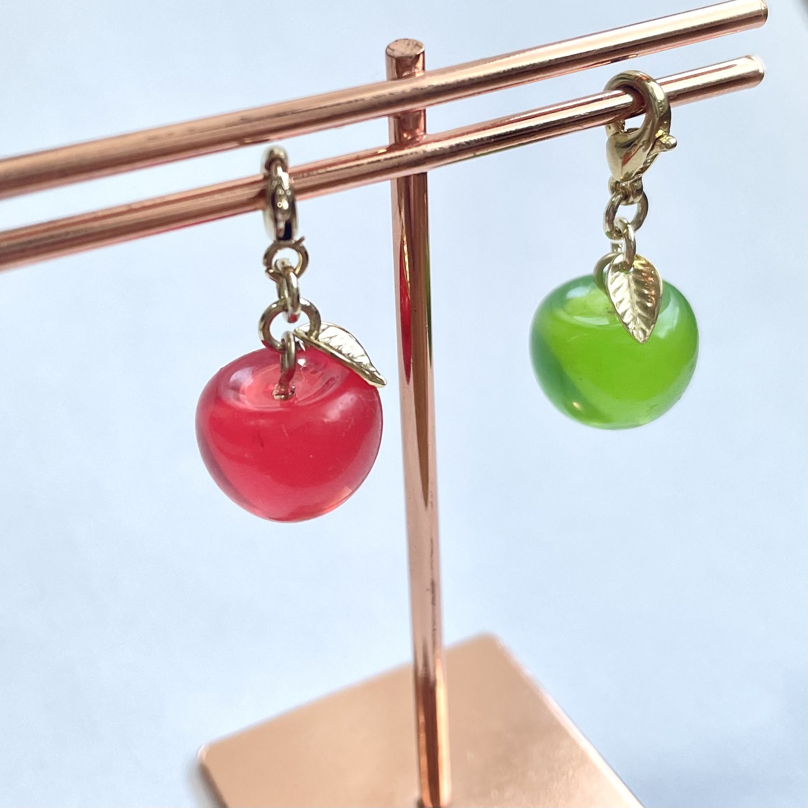 エルメス りんご アップル チャーム キーホルダー レディース アクセサリー HERMES エルメス チャーム キーホルダー レディース アップル