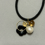 コットンパール　花　ブラック　シック　ゴールド　大人かわいい　パール　ヘアゴム