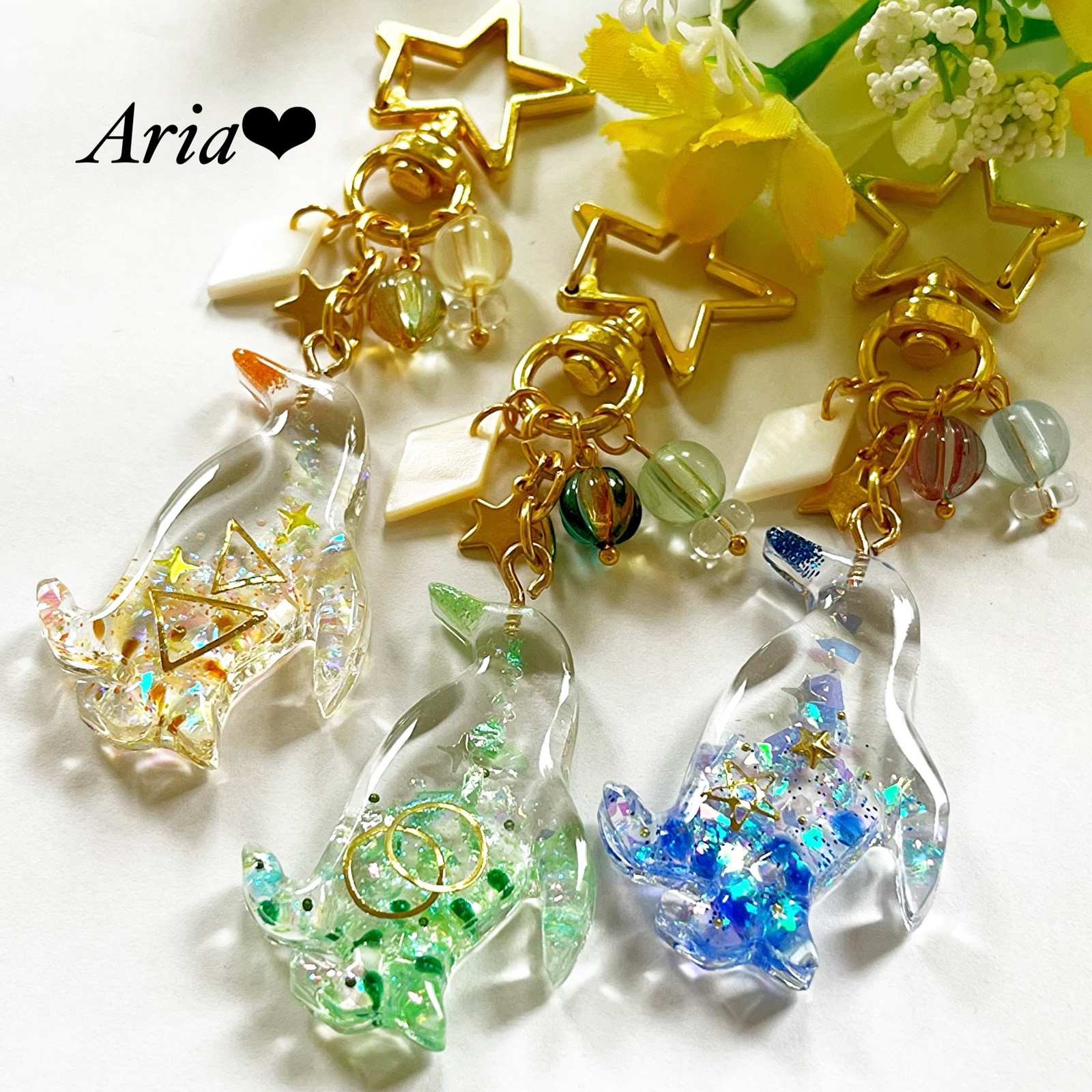 SALE うさぎ＆ビジューのレジンキーホルダー・キーチェーン