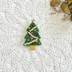 【再制作】クリスマスツリーのビーズ刺繍ブローチ