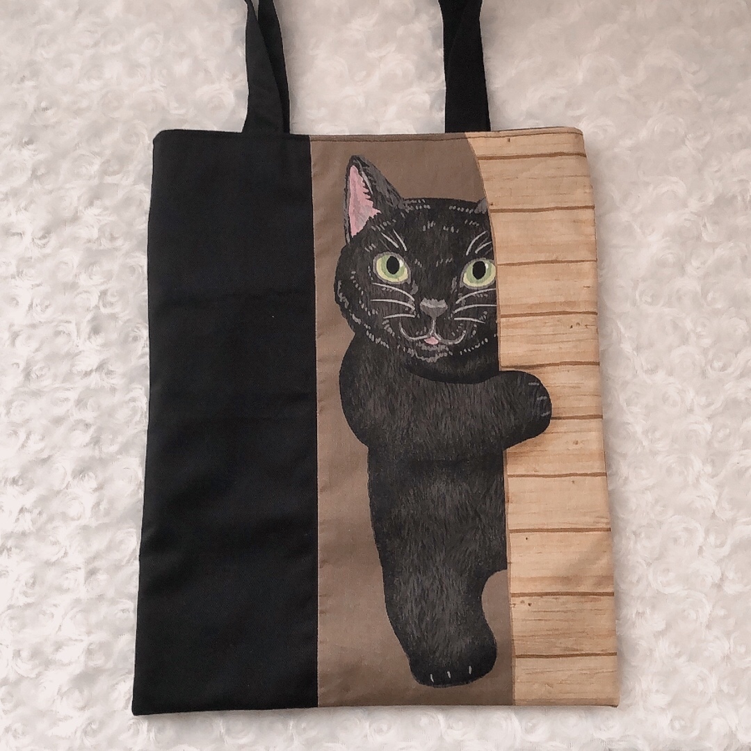 ひょっこり猫ちゃん☆後ろ姿もかわいい♪ 持ち手が長いトートバッグ