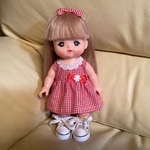 メルちゃんのギンガムチェックのワンピースとリボンのセット