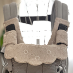babybjorn☆ベビービョルン☆ハーモニー☆抱っこ紐カバー☆☆もくもくデザイン☆上品　華やか　マーガレット刺繍　ピンクベージュ　肩紐カバー付き
